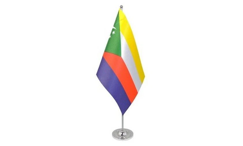 Drapeau de Table Prestige Comores 22x15 cm en Satin – Drapeau de Bureau Élégant