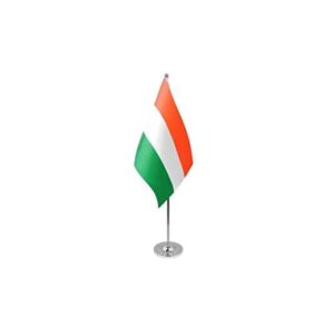 Drapeau de Table Prestige Hongrie 22x15 cm en Satin – Drapeau de Bureau Élégant