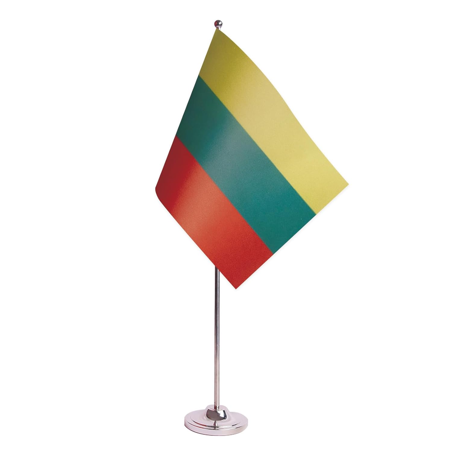 Apportez une présentation officielle et professionnelle à votre espace avec ce drapeau de table de la Lituanie en satin 22x15 cm, idéal pour les bureaux, administrations, hôtels et événements internationaux. Fabriqué en tissu satin de haute qualité, il offre un rendu brillant avec des couleurs nettes et une finition soignée. Ce drapeau de bureau lituanien est monté sur une hampe robuste avec un socle en métal, garantissant une excellente stabilité sur toute surface. Les bords renforcés et la finition précise assurent une bonne durabilité tout en conservant un aspect premium adapté aux environnements professionnels et institutionnels. Compact et décoratif, ce mini drapeau est parfait pour les tables de réunion, bureaux administratifs et cérémonies officielles. Son format 22x15 cm permet une visibilité claire sans encombrer l’espace de travail. Caractéristiques principales : Dimensions : 22 x 15 cm Matière : Satin de qualité supérieure Fixation : Hampe avec socle en métal Finition : Bords renforcés et durables Utilisation : Bureau, conférences, événements officiels Optez pour ce drapeau de table Lituanie prestige pour valoriser vos espaces professionnels avec un symbole national élégant et représentatif.