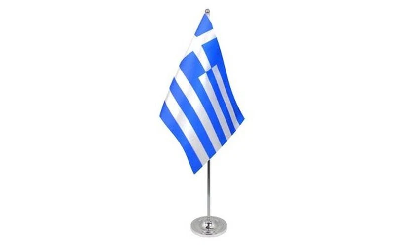 Drapeau de Table Prestige Grèce 22x15 cm en Satin – Drapeau de Bureau Élégant